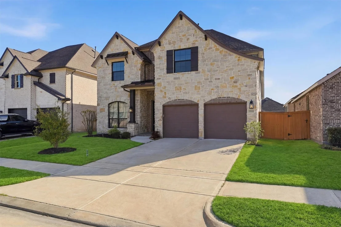 Photo of 15622 Upper Lochton Drive