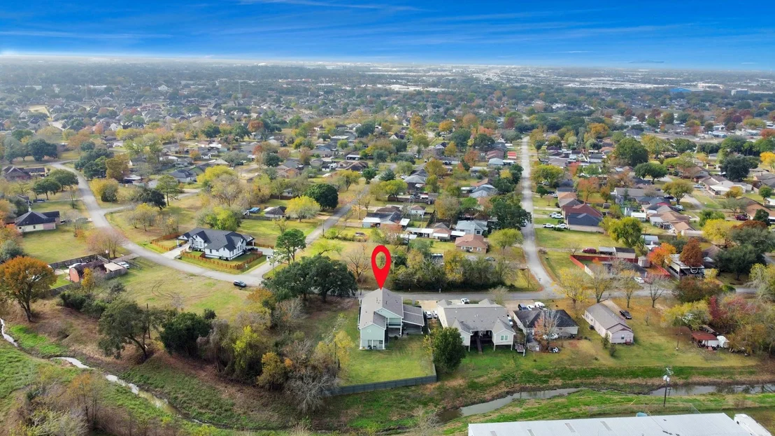 Photo of 6543 Crestford Lane