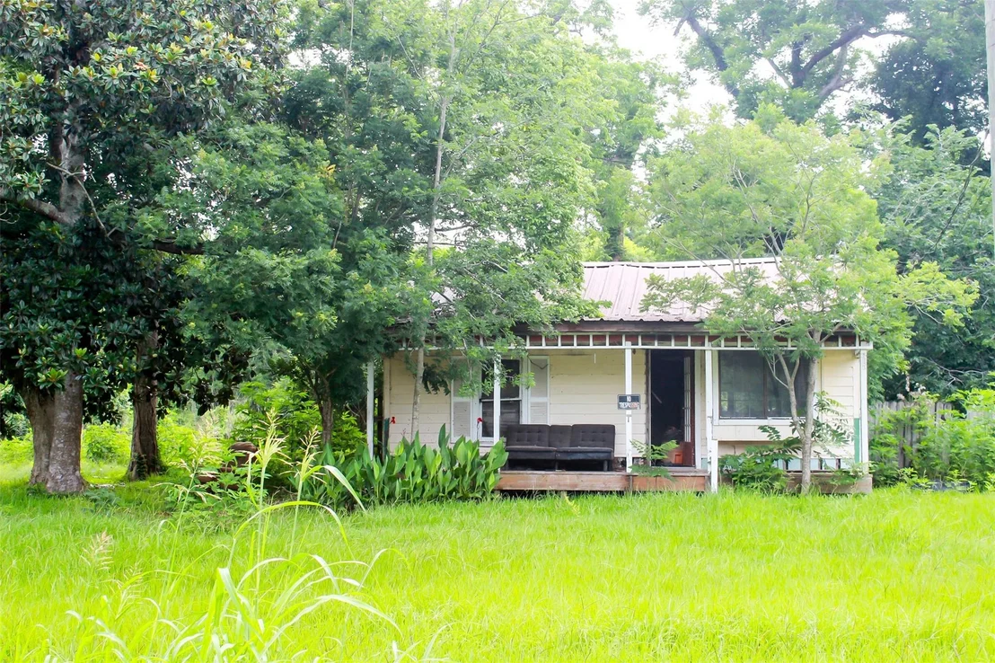 Photo of 120 Creekside Drive