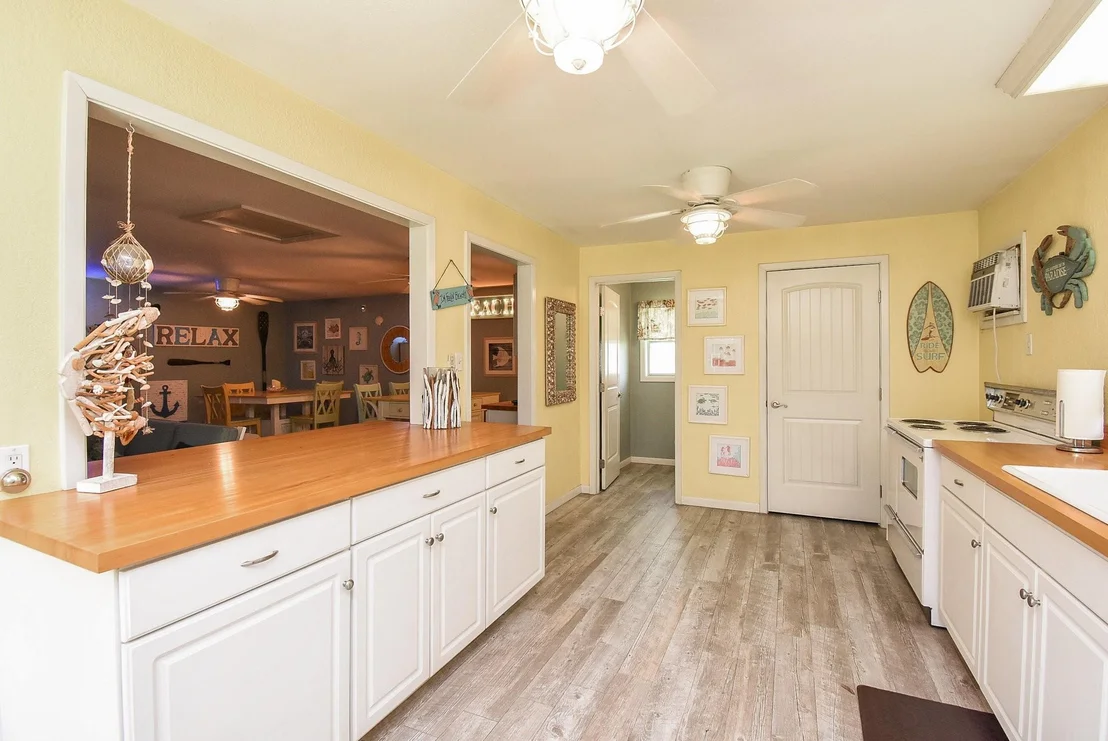 Photo of 2101 Meadow Lane