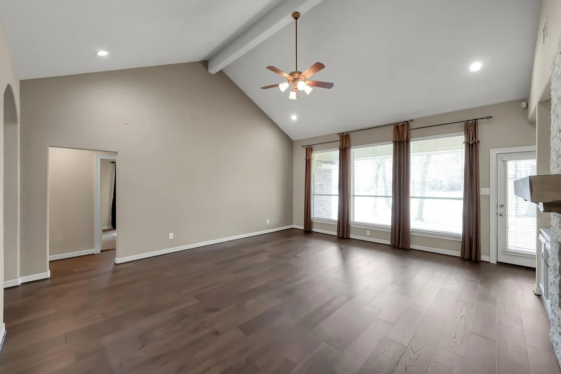 Photo of 25536 Richards Road