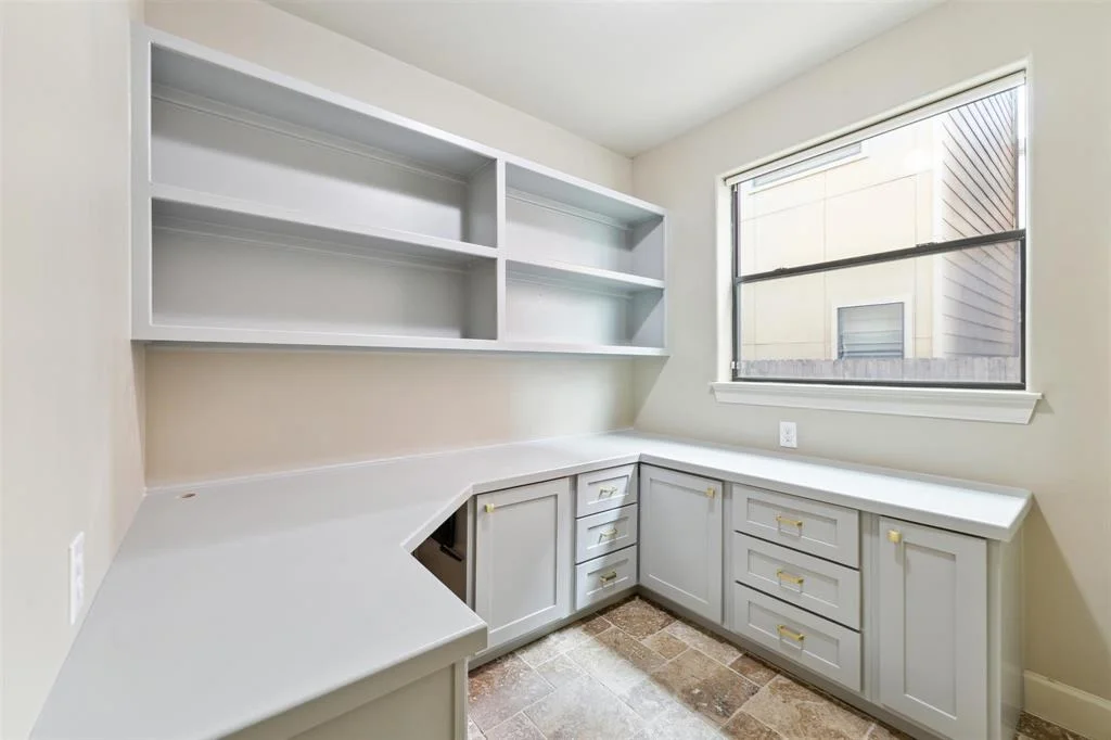 Photo of 2304 Couch Street