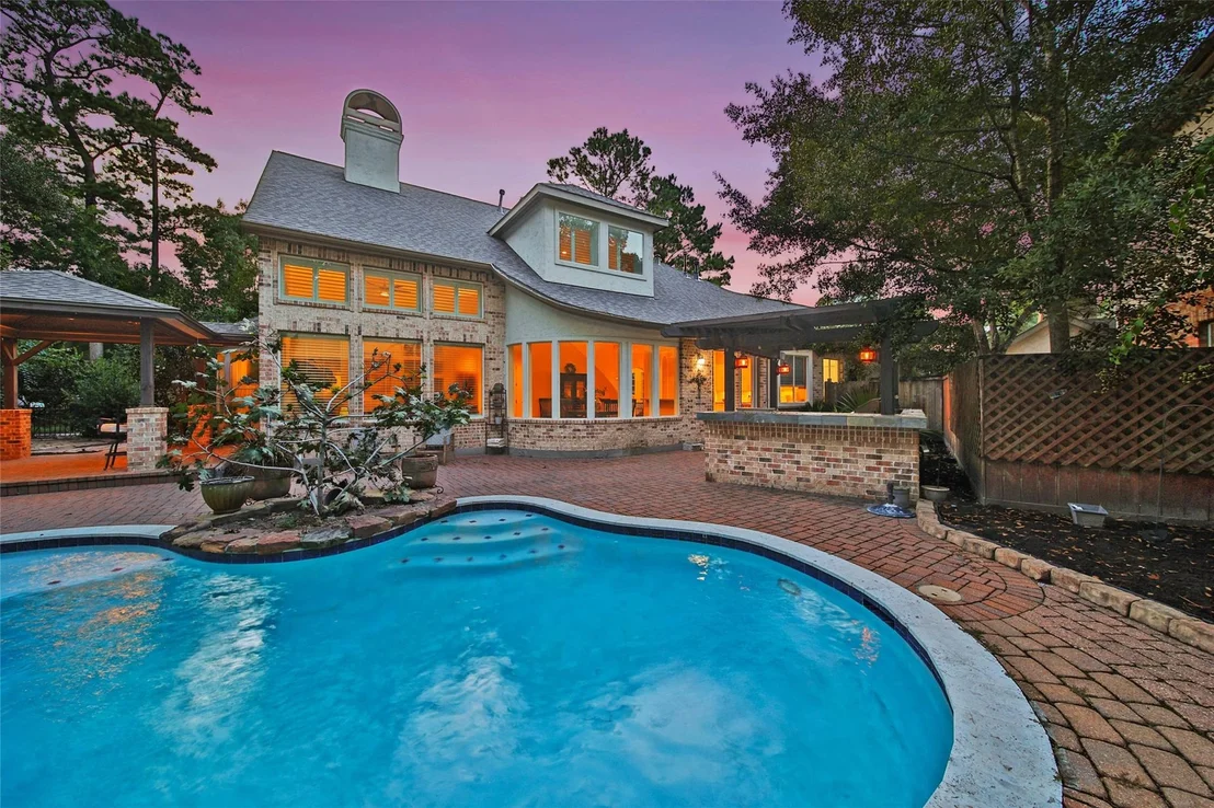 Photo of 1302 Avon Way