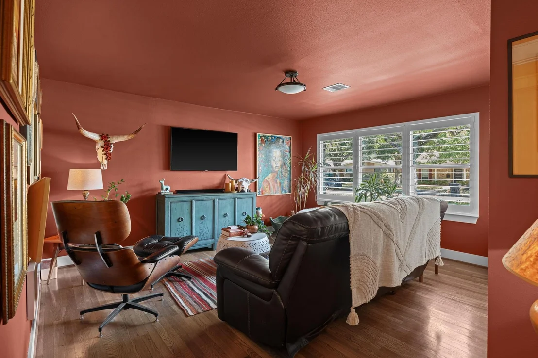 Photo of 8010 Mullins Drive
