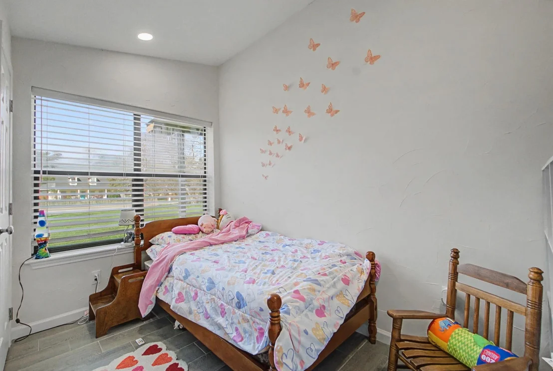 Photo of 502 Easy Street