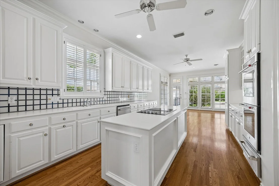Photo of 5970 Riverview Way