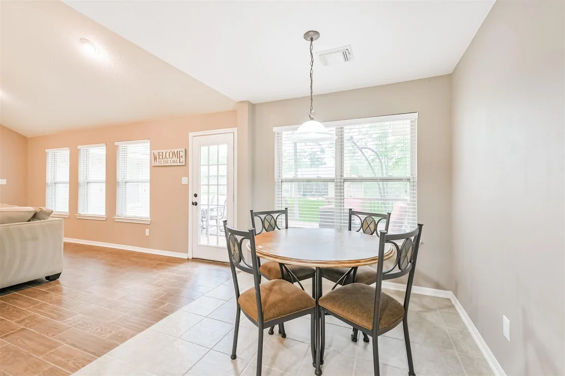 Photo of 10 Twinstone Court