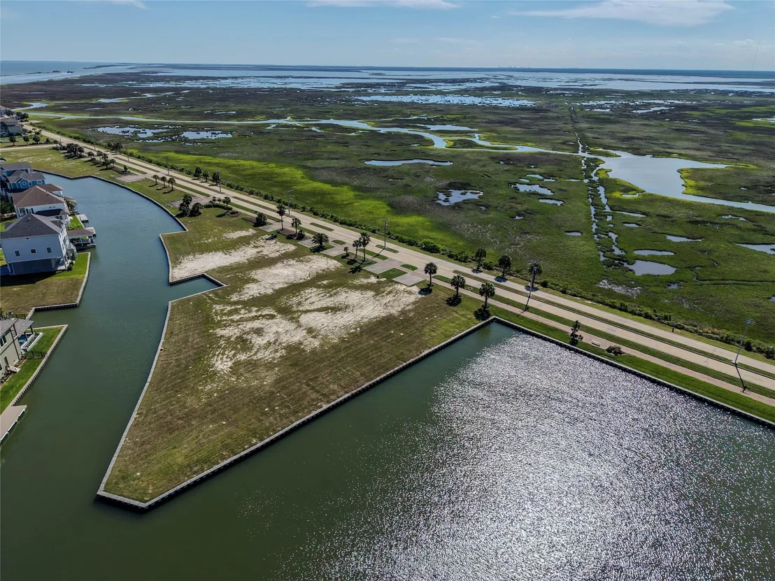 Photo of 47 Shell Key