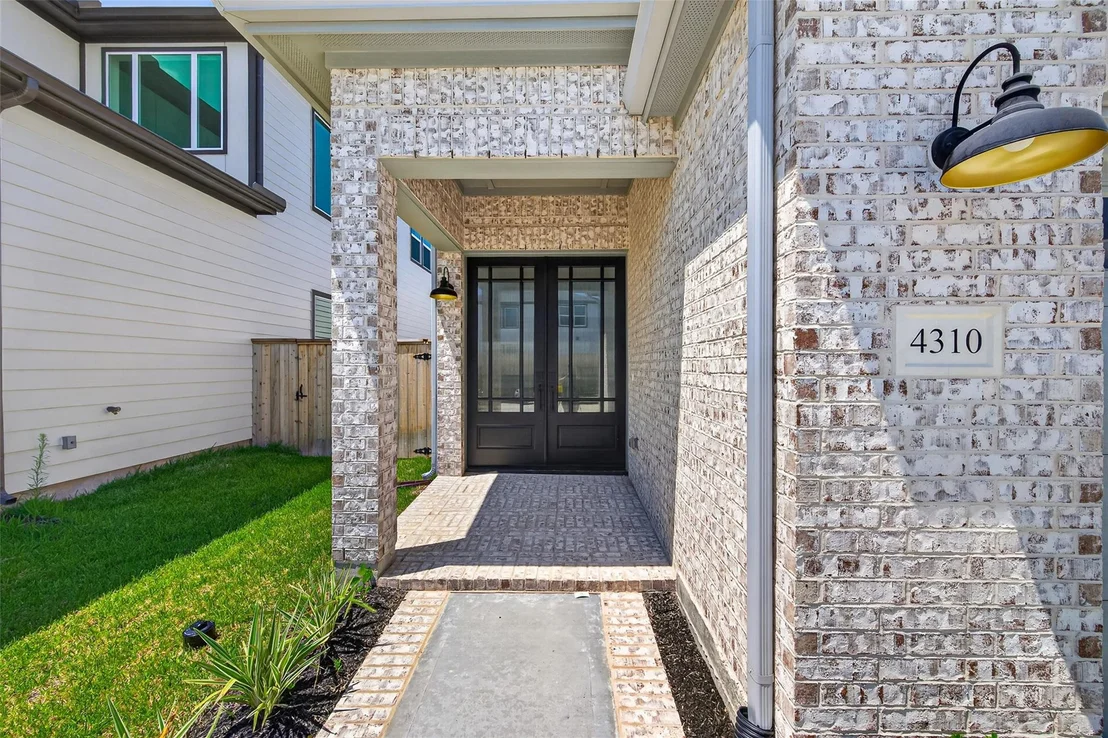 Photo of 4310 Avron Drive