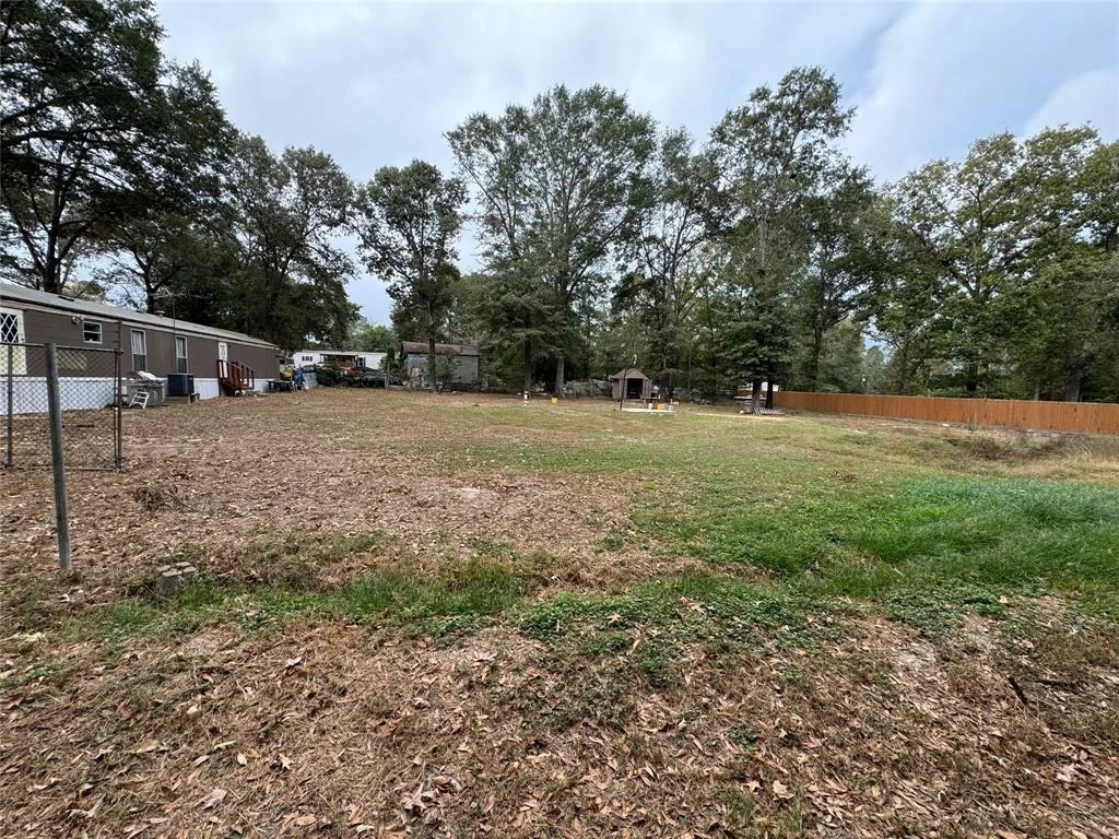Photo of 15227 White Oak Lane