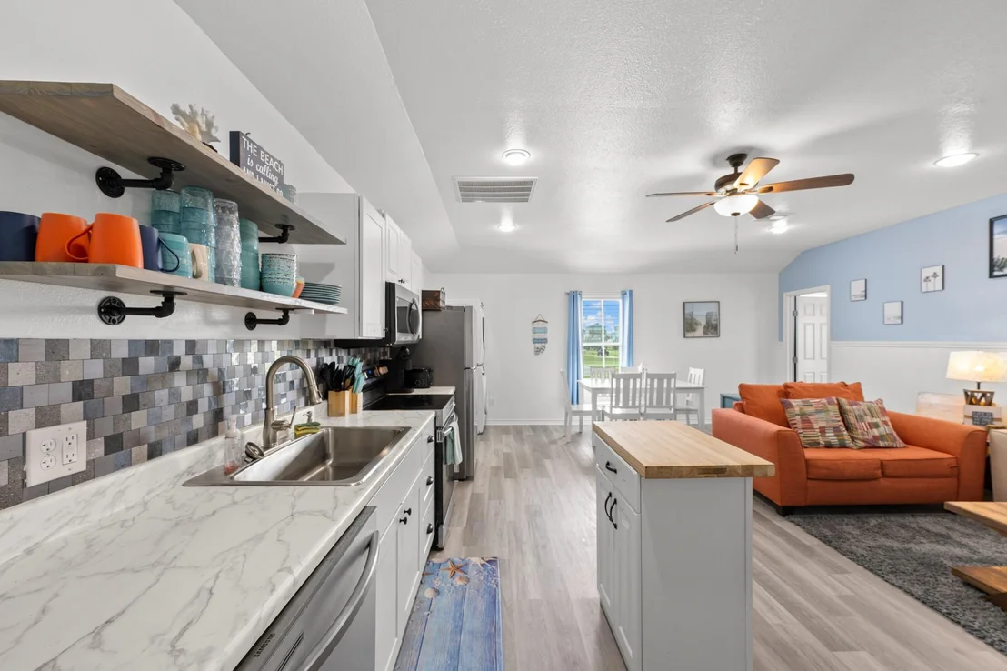 Photo of 818 Surf Drive