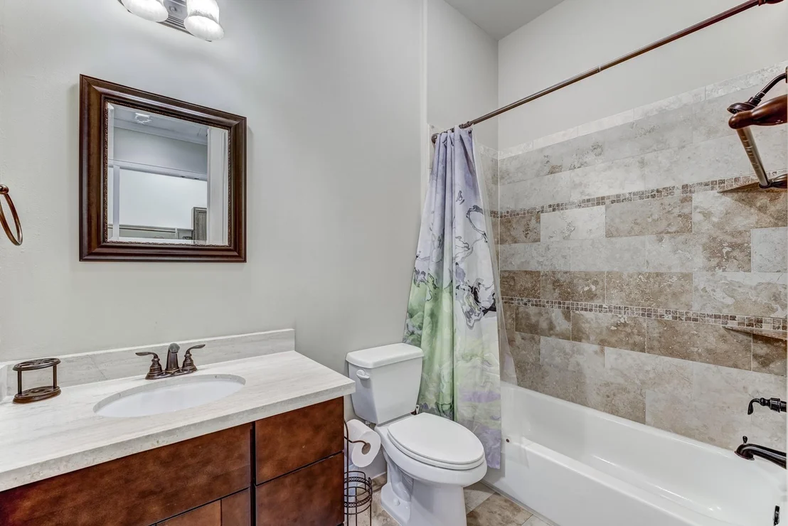 Photo of 2308 Couch Street