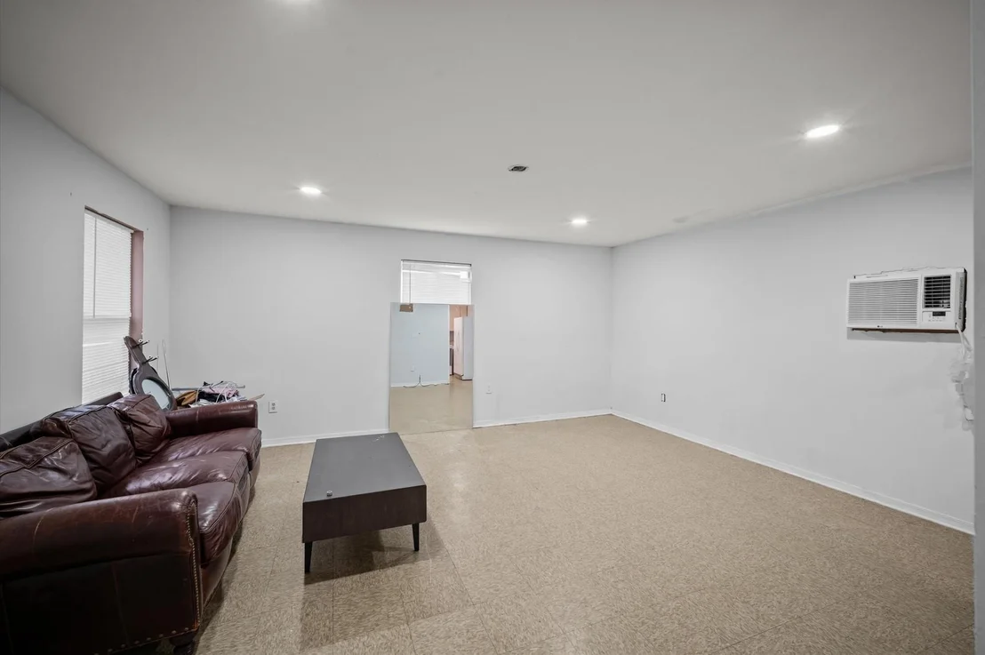 Photo of 1322 Saddle Rock Drive