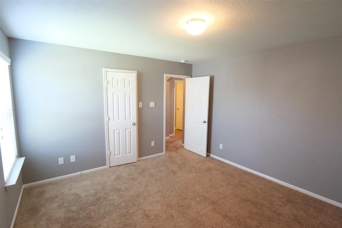 Photo of 4934 Hackamore Brook Court