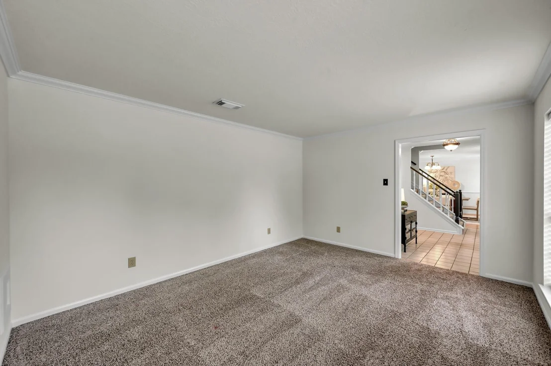 Photo of 114 Regency Way