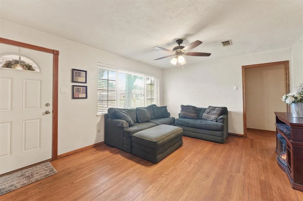 Photo of 2106 Huckleberry Lane