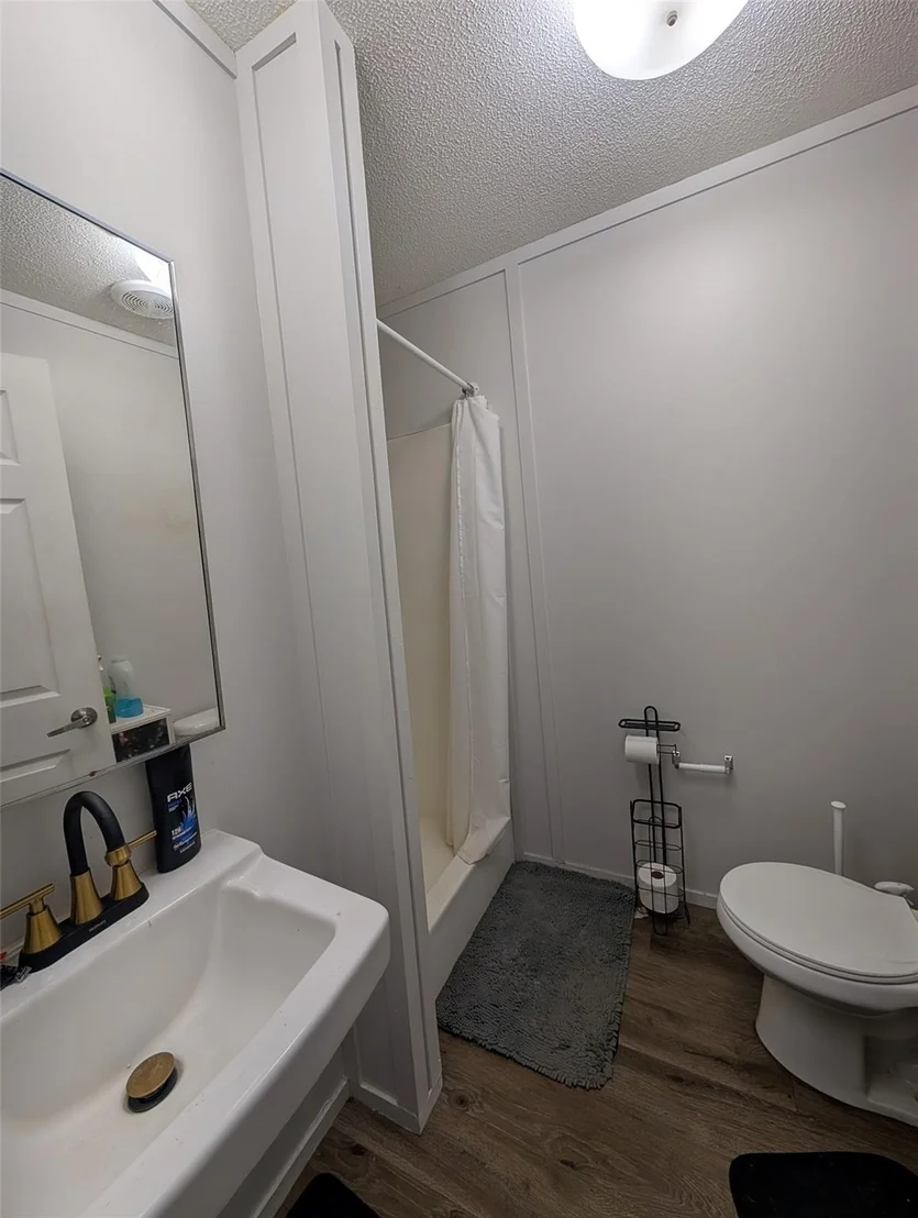 Photo of 1274 Cardinal Lane