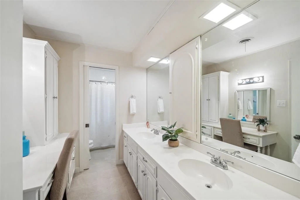 Photo of 308 Tanglewood Drive