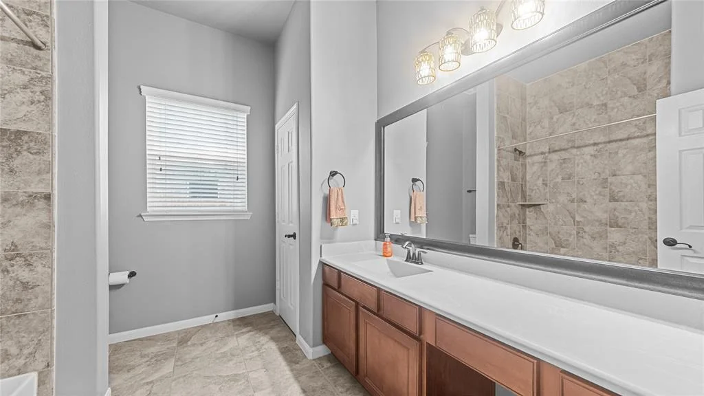 Photo of 14502 Lakepointe Bend Lane