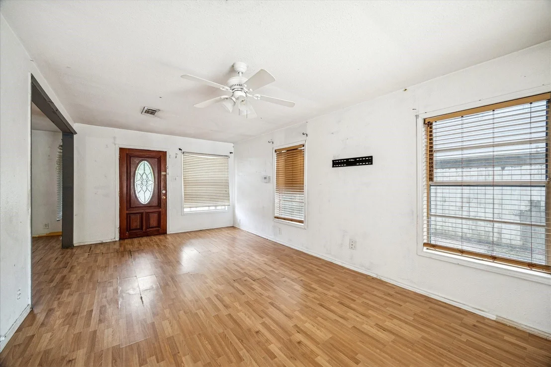 Photo of 1513 Thomas Avenue