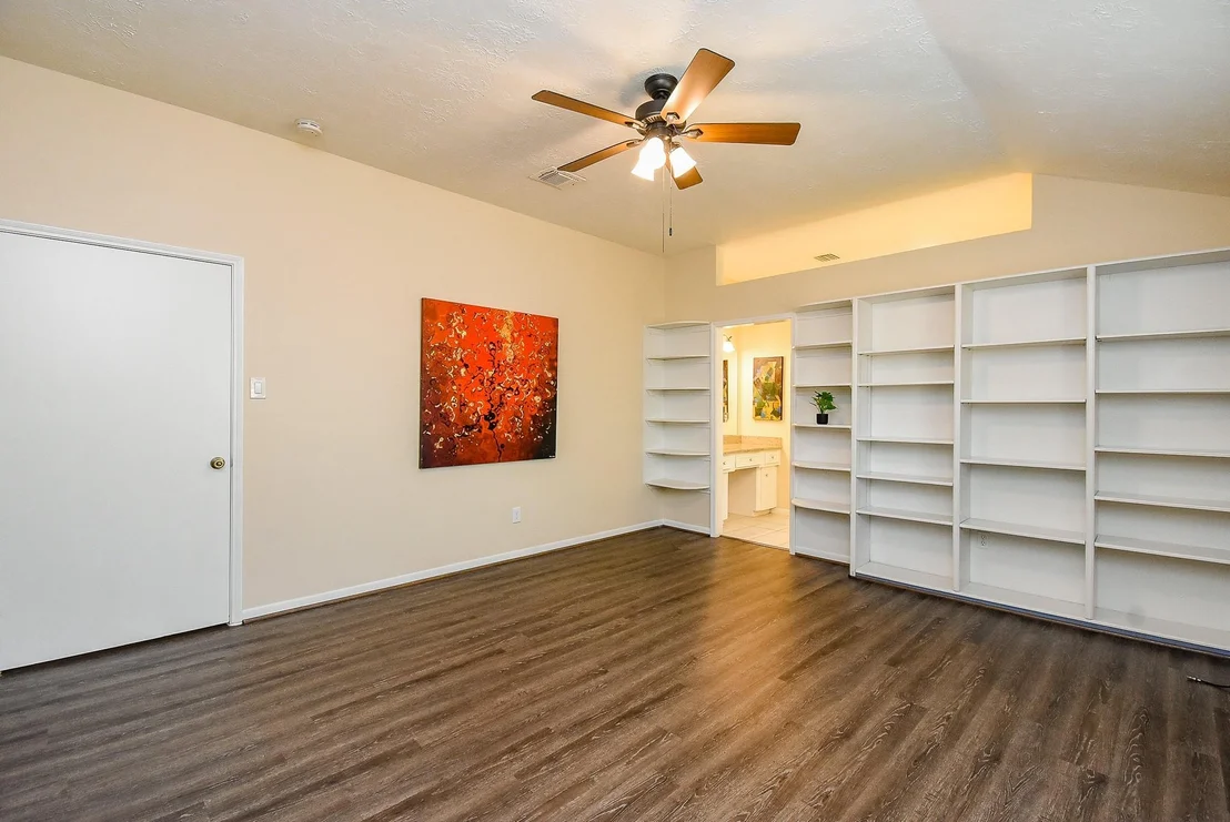 Photo of 1035 Western Meadows Drive