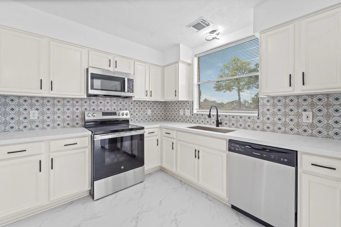 Photo of 13611 Ortega Lane