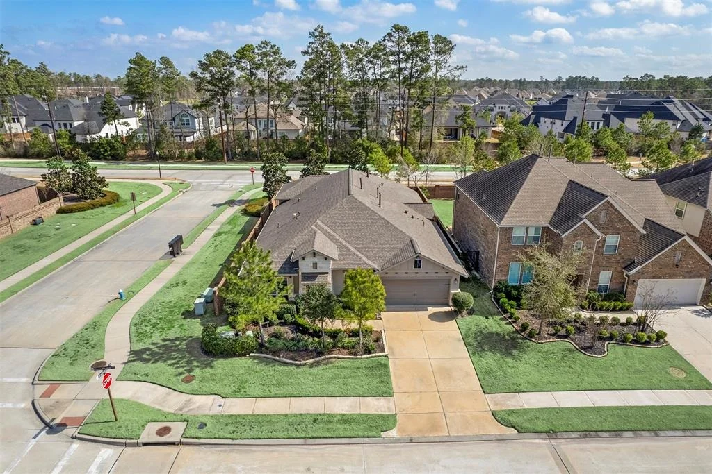 Photo of 28223 Green Meadow Way