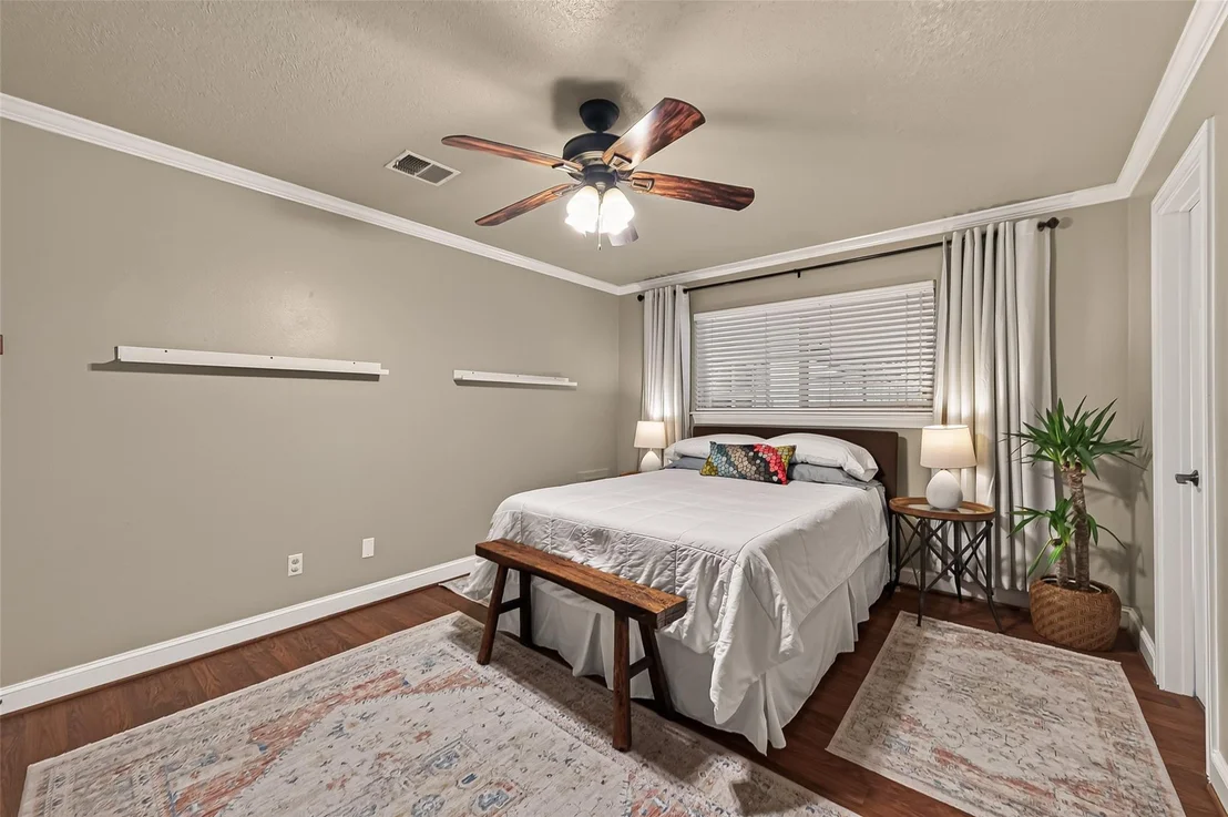 Photo of 9618 Springmont Drive