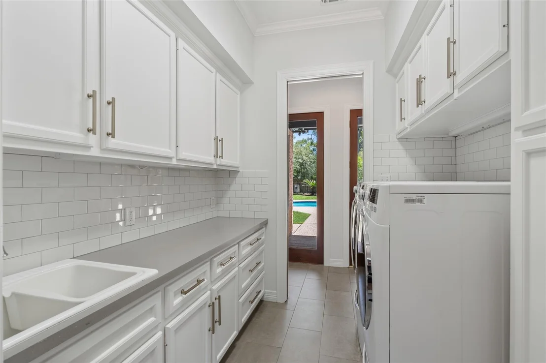 Photo of 1240 Archley Drive