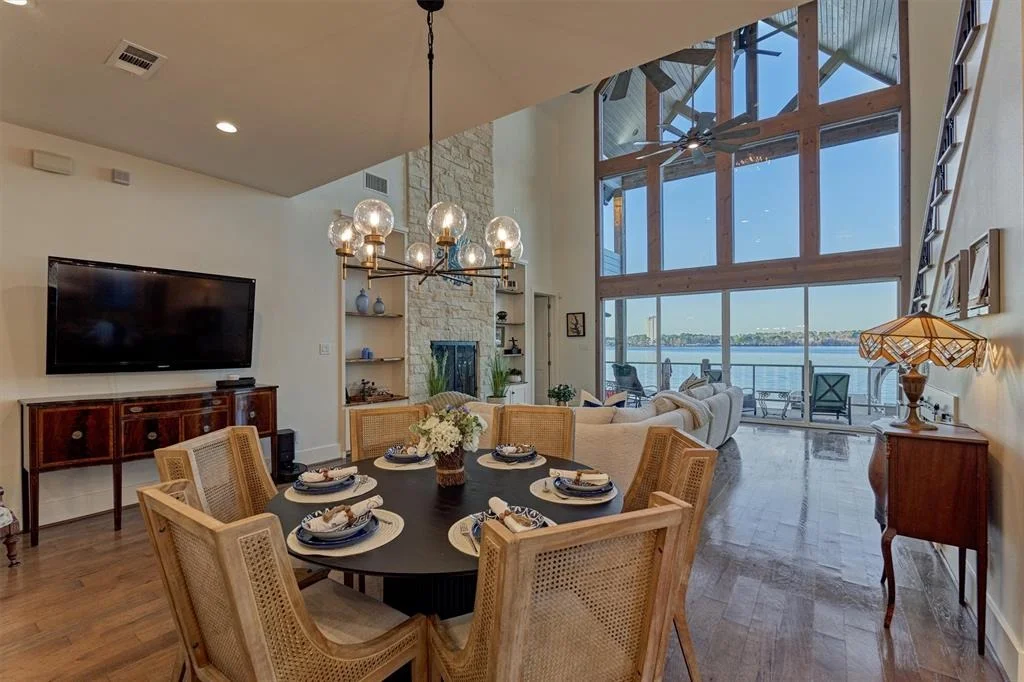 Photo of 925 Paradise Lane
