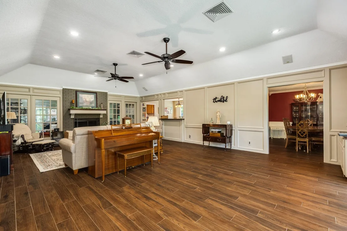 Photo of 314 Live Oak Lane
