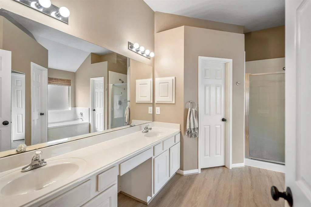 Photo of 6027 Sawyer Bend Lane