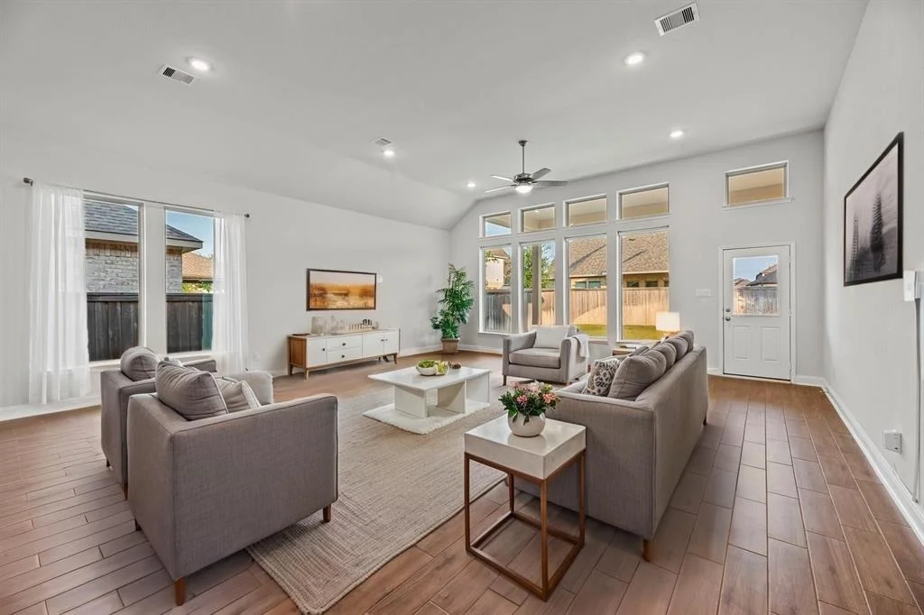 Photo of 19139 Longhorn Point Drive