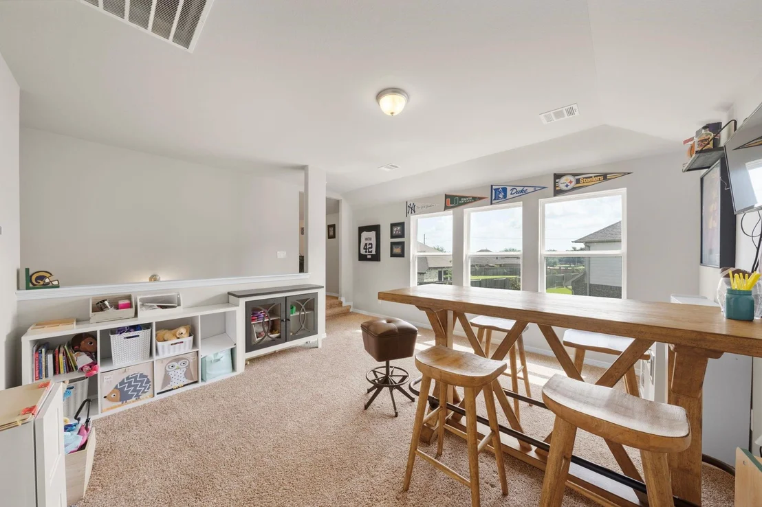 Photo of 10927 Crestwood Point Circle