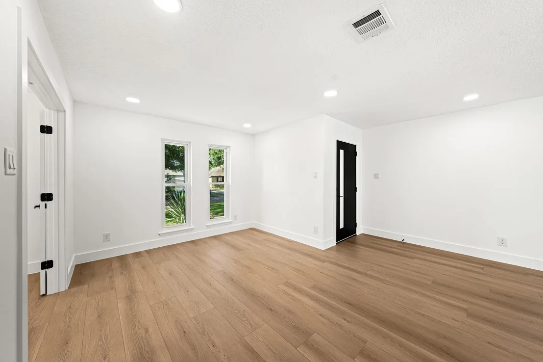Photo of 7631 Westwind Lane