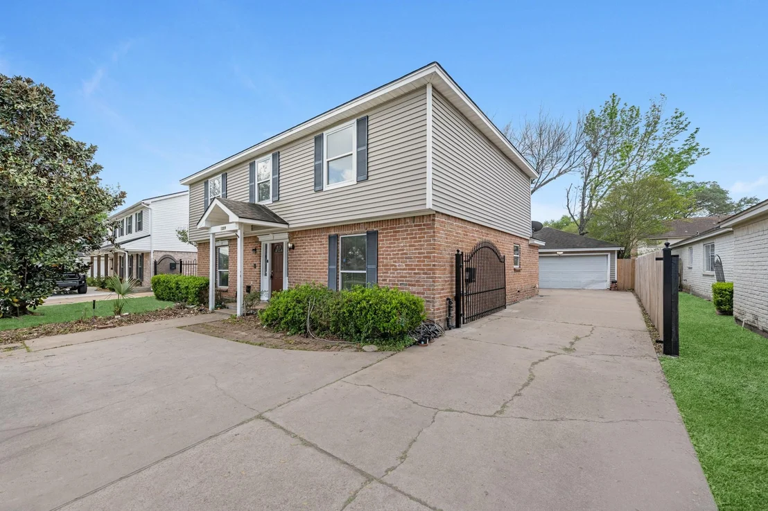 Photo of 11319 Briar Forest Drive