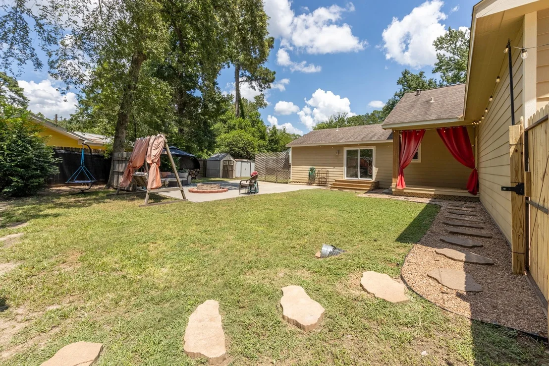 Photo of 10048 Crescent Drive