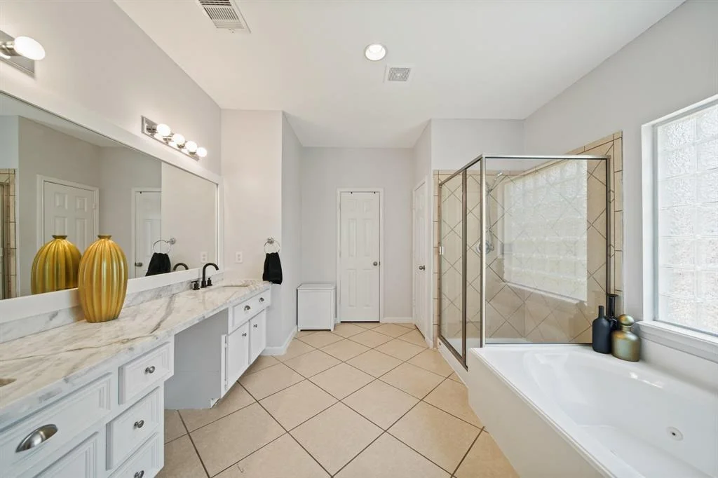 Photo of 2403 Shadow Oaks Drive