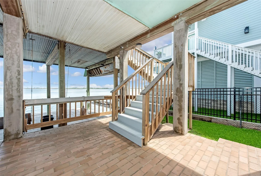 Photo of 1334 Outrigger