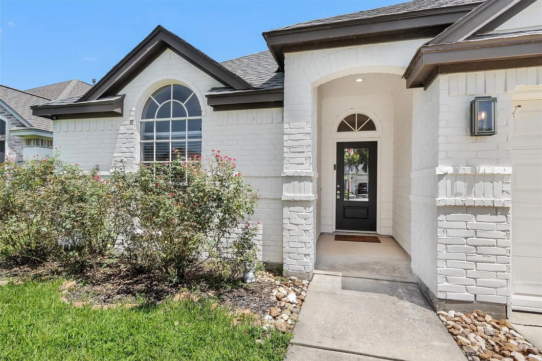 Photo of 6913 Gentle Breeze Drive