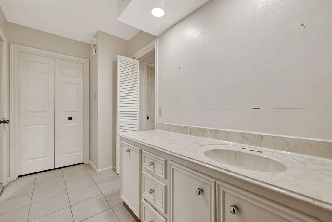 Photo of 618 Longview Drive
