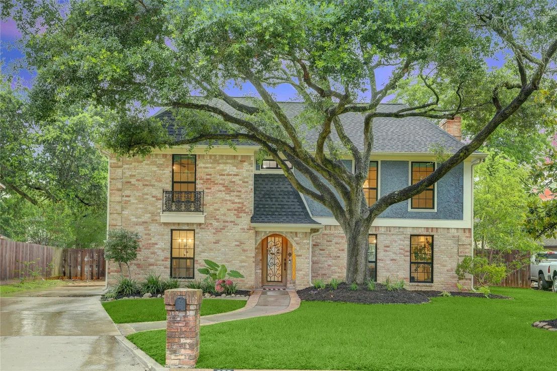 Photo of 602 Windsor Glen Drive