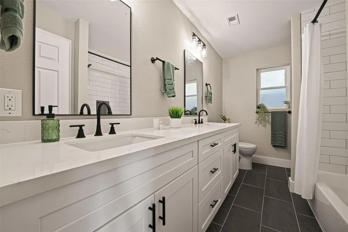 Photo of 3518 Shore Shadows Drive