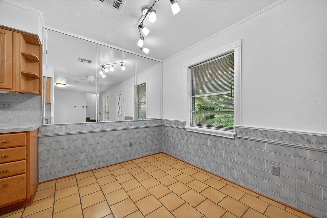 Photo of 7714 Kensico Road