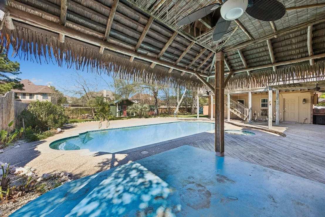Photo of 1835 Raintree Circle