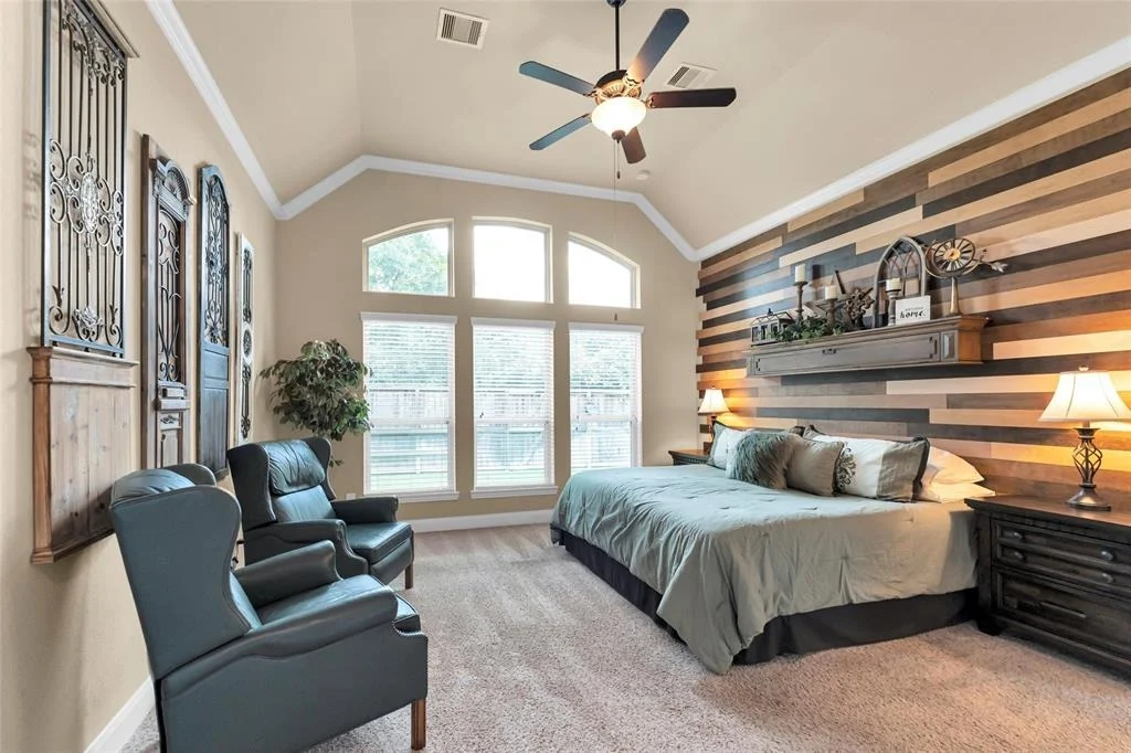 Photo of 203 Gaillardia Court