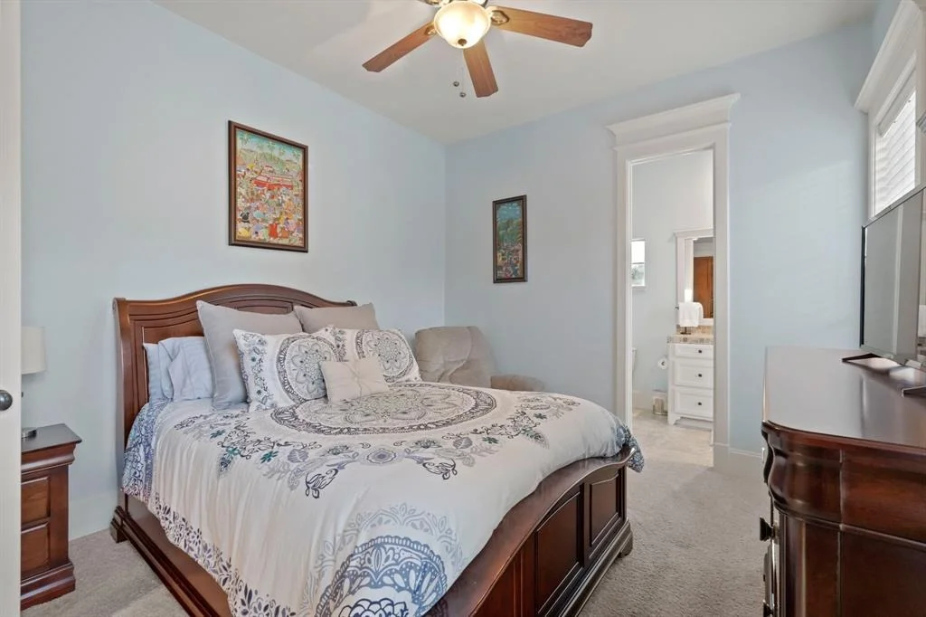 Photo of 28603 Waterbend Court
