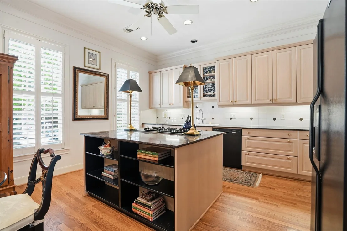 Photo of 285 Sugarberry Circle