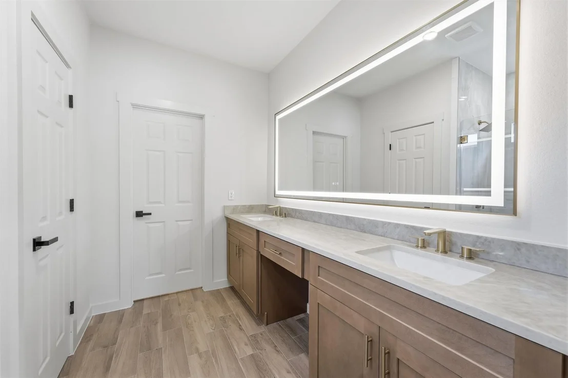 Photo of 11909 Miller Circle