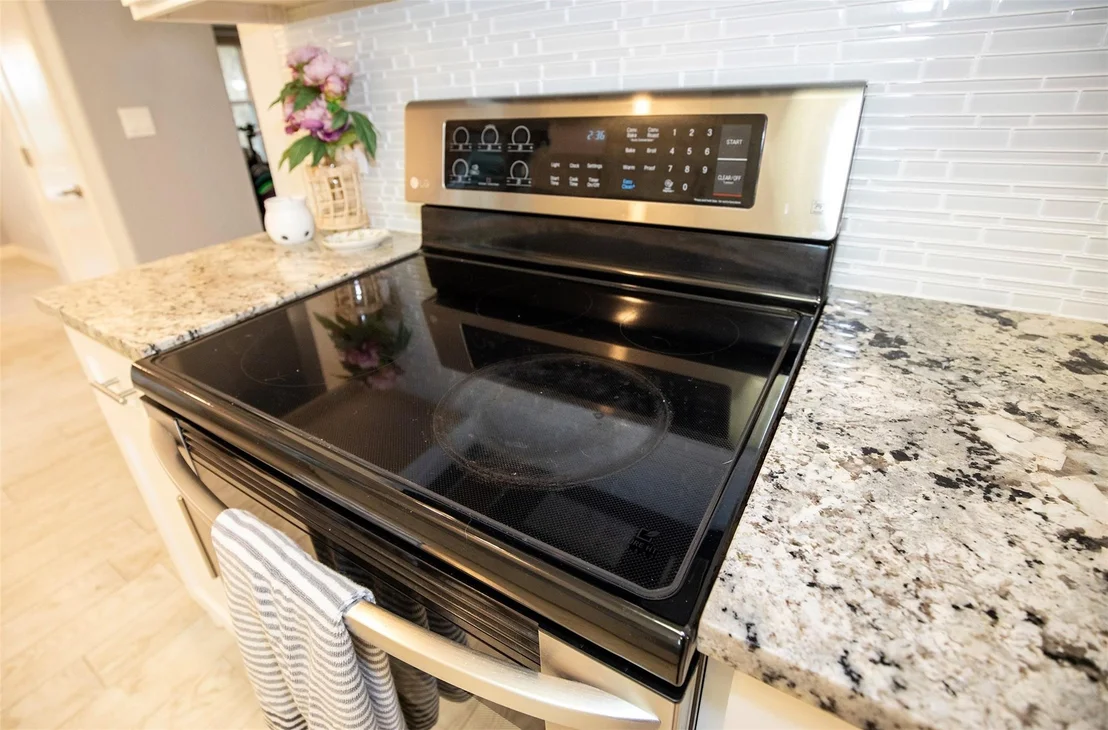Photo of 9308 Acorn Drive